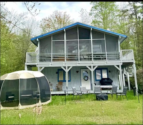 4 N Shore Dr, Center Barnstead, NH, 03225-3357 | Card Image