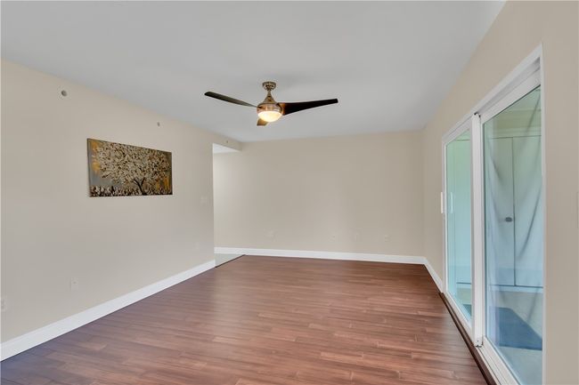 13-3 - 1914 Westminster Cir, House attached with 3 bedrooms, 2 bathrooms and null parking in VERO BEACH FL | Image 7