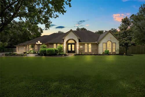 6222 Sjolander Cir, Baytown, TX, 77521-9388 | Card Image