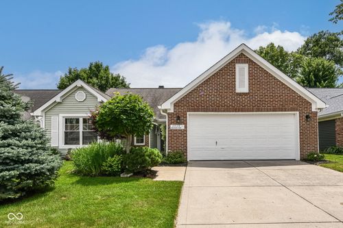 10539 Prestbury Drive, Indianapolis, IN, 46236 | Card Image
