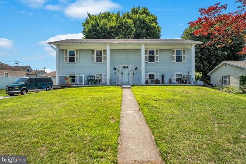 5 Impala Dr, DILLSBURG, PA, 17019-1347 | Card Image