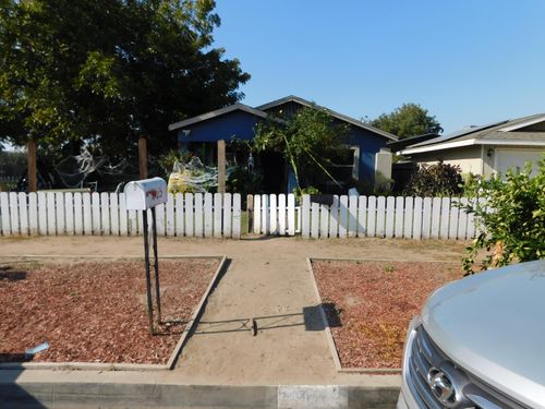 605 N F St, Tulare, CA, 93274-2727 | Card Image