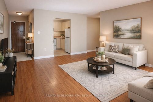 901-64 Benton Street, Kitchener, ON, N2G4L9 | Card Image