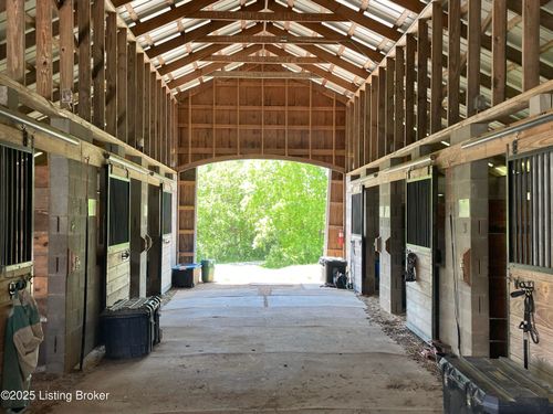 23 S 2nd Ave, La Grange, KY, 40031 | Card Image