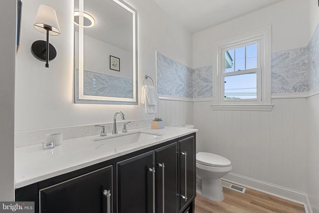 79 E Shirley Ave, House other with 5 bedrooms, 2 bathrooms and null parking in WARRENTON VA | Image 15