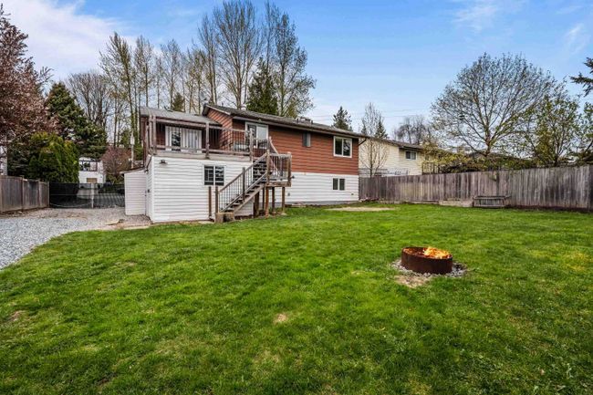 32334 14 Th Avenue, House other with 3 bedrooms, 2 bathrooms and 10 parking in Mission BC | Image 33