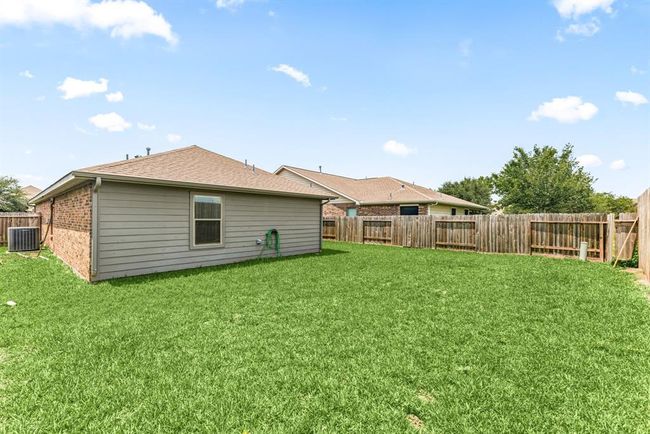 3010 Lockeridge Village Dr, House other with 3 bedrooms, 2 bathrooms and 2 parking in Spring TX | Image 34