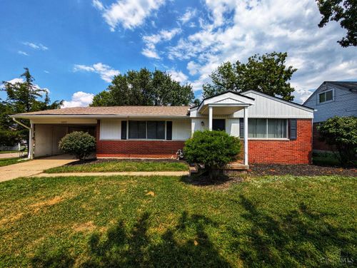 4062 Creek Rd, Cincinnati, OH, 45241 | Card Image