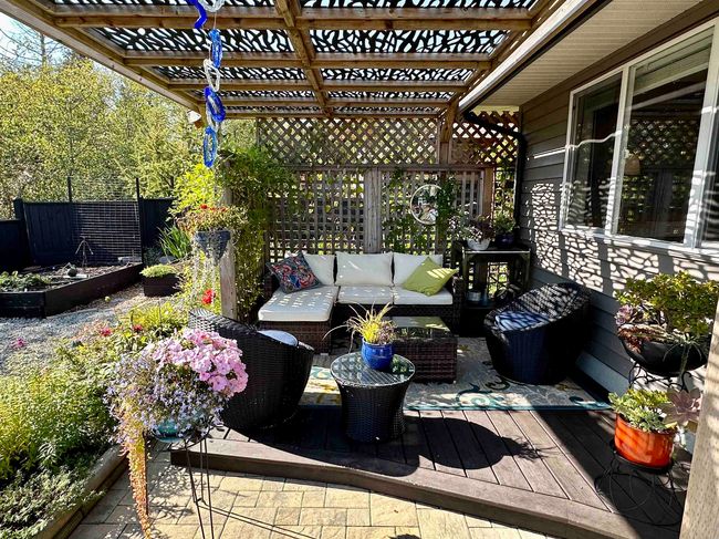 6251 Oracle Rd, House other with 3 bedrooms, 2 bathrooms and null parking in Sechelt BC | Image 35