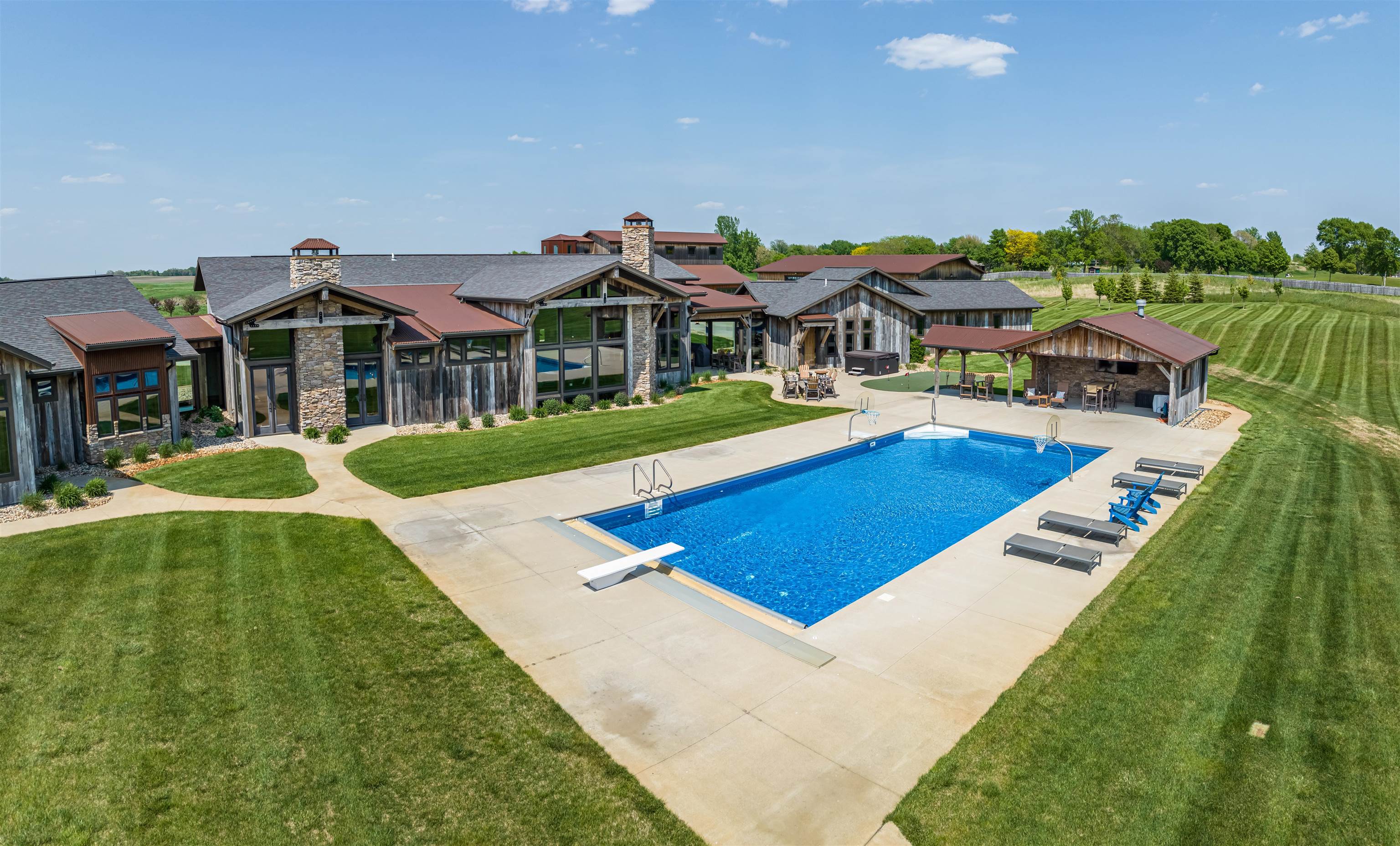 215th Ave, Spirit Lake, IA 51360