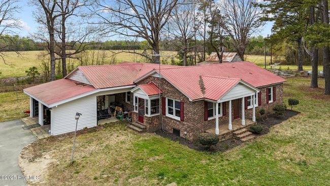 327 Nc Highway 305, House other with 3 bedrooms, 2 bathrooms and null parking in Windsor NC | Image 31