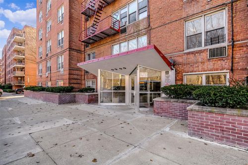 apt-2g-6535 Broadway, Bronx, NY, 10471-2017 | Card Image