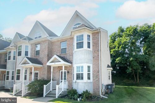 321 William Taft Ave, DOWNINGTOWN, PA, 19335-3097 | Card Image