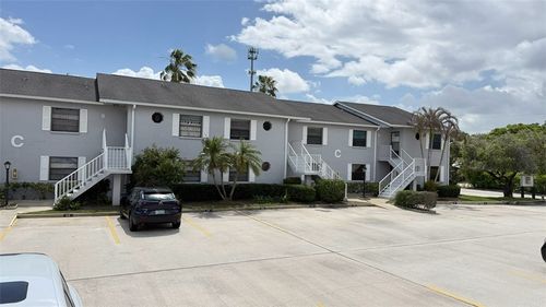 c7-1801 Indian River Blvd, Vero Beach, FL, 32960-5289 | Card Image