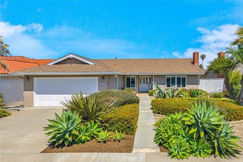 20652 Kelvin Ln, Huntington Beach, CA, 92646-5807 | Card Image