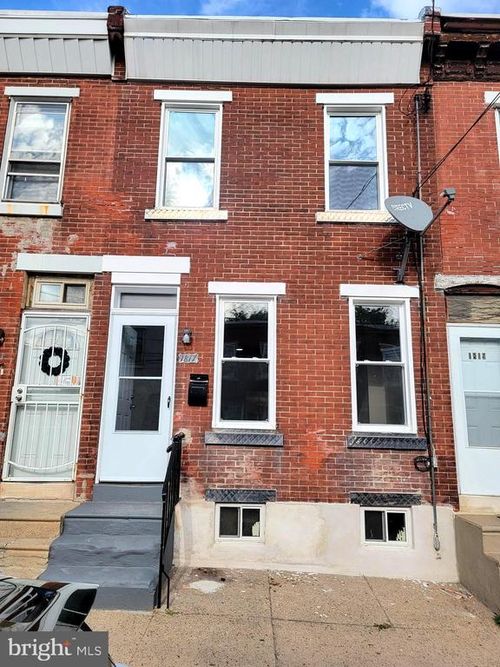 1817 E Madison St, PHILADELPHIA, PA, 19134-2527 | Card Image