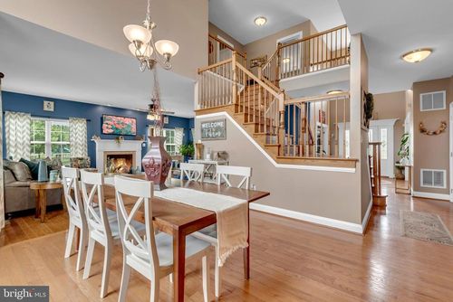 1003 Horse Pen Run, HUNTINGTOWN, MD, 20639-2328 | Card Image