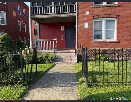 46 Seyms St, Hartford, CT, 06120-2672 | Card Image