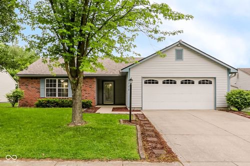 4108 Knollwood Ave, Franklin, IN, 46131-7941 | Card Image