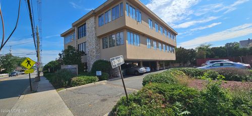305-155 N Washington Avenue, Bergenfield, NJ, 07621 | Card Image
