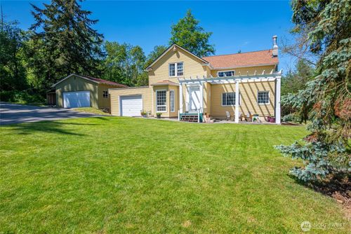 2750 Torpedo Rd, Oak Harbor, WA, 98277-9205 | Card Image