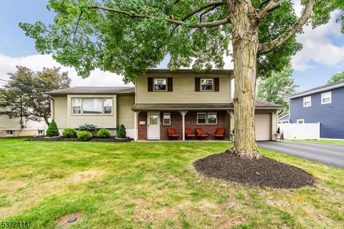 53 Richard St, Clark, NJ, 07066-2410 | Card Image