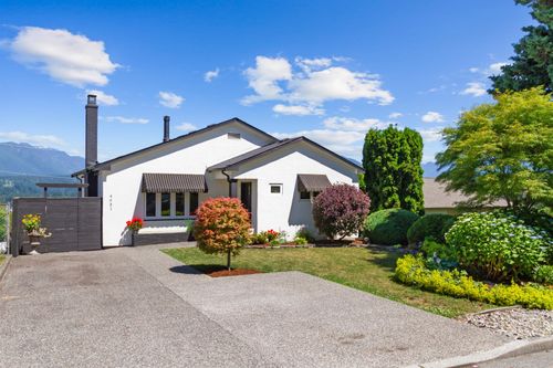 4031 Trinity St, Burnaby, BC, V5C1N7 | Card Image