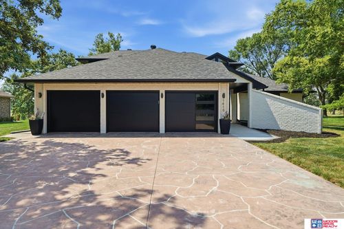 1415 Oak St, Beatrice, NE, 68310-5318 | Card Image