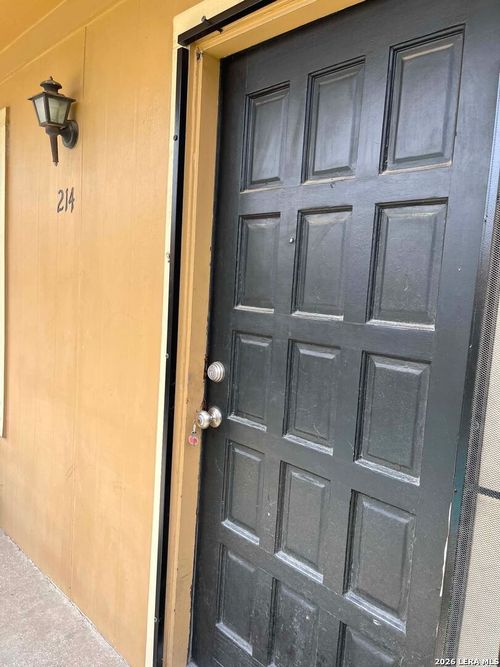 214-911 Vance Jackson Rd, San Antonio, TX, 78201-2731 | Card Image