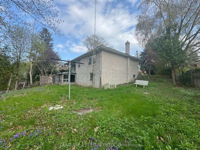 20 Leland Ave, House other with 3 bedrooms, 1 bathrooms and 4 parking in Etobicoke ON | Image 10
