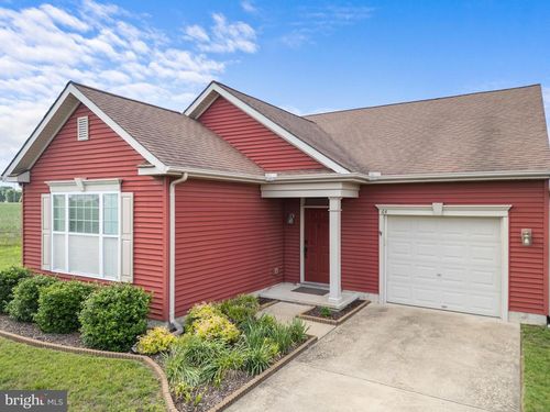 64 Fieldmaple Dr, CAMDEN WYOMING, DE, 19934-5202 | Card Image