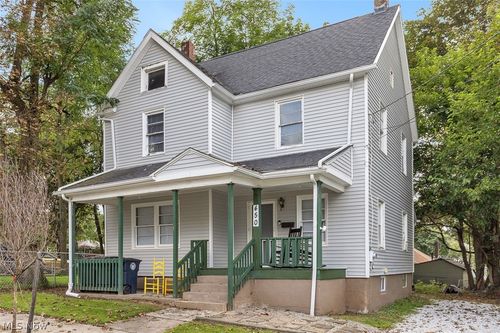 450 Lucy St, Akron, OH, 44306-1822 | Card Image