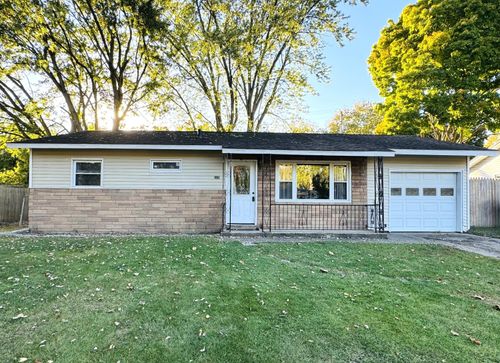 2420 Floral Dr, Niles, MI, 49120-4570 | Card Image