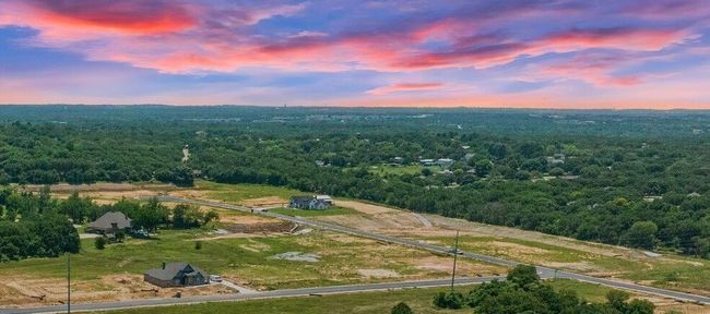 8010 Grizzly Run Dr, House other with 4 bedrooms, 3 bathrooms and null parking in Burleson TX | Image 25