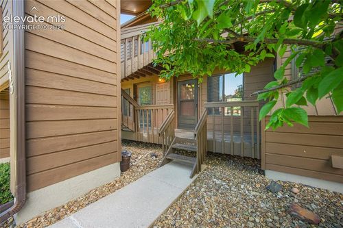 945 Moorings Dr, Colorado Springs, CO, 80906-4561 | Card Image