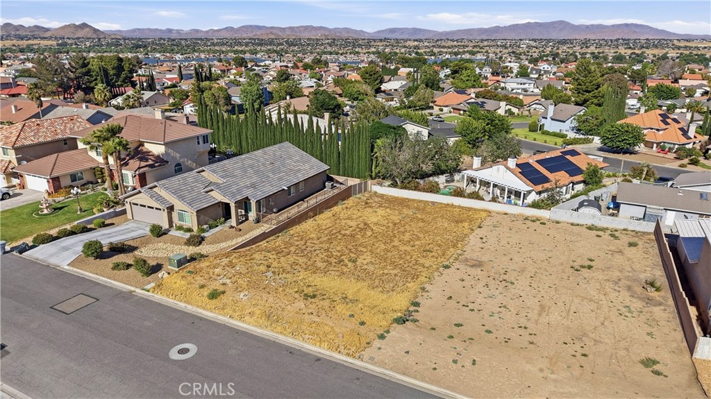 Land in Victorville 4