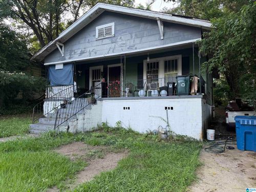 512 60th St, Fairfield, AL, 35064-2037 | Card Image