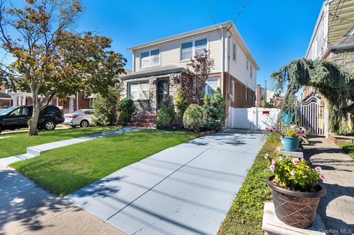 14934 Lefferts Blvd, South Ozone Park, NY, 11420-4000 | Card Image