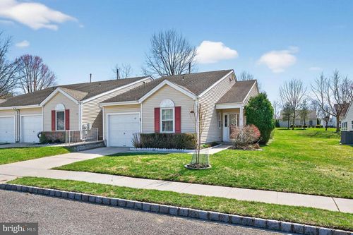 12 Yarrow Pl, MOUNT LAUREL, NJ, 08054-6916 | Card Image