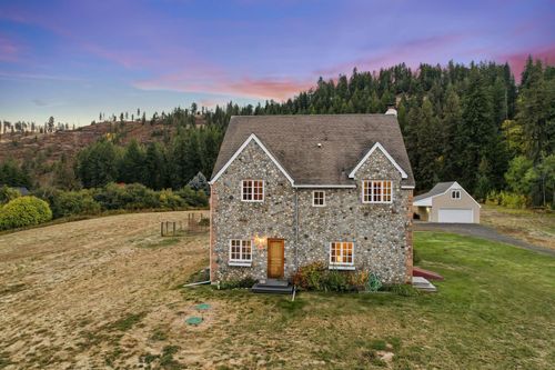 4408 E Spangle Creek Rd, Valleyford, WA, 99036-9531 | Card Image