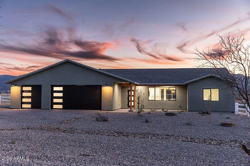 2002 N Arena Del Loma Rd, Camp Verde, AZ, 86322-7742 | Card Image