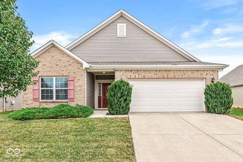 5350 Tanglewood Ln, Whitestown, IN, 46075-4510 | Card Image
