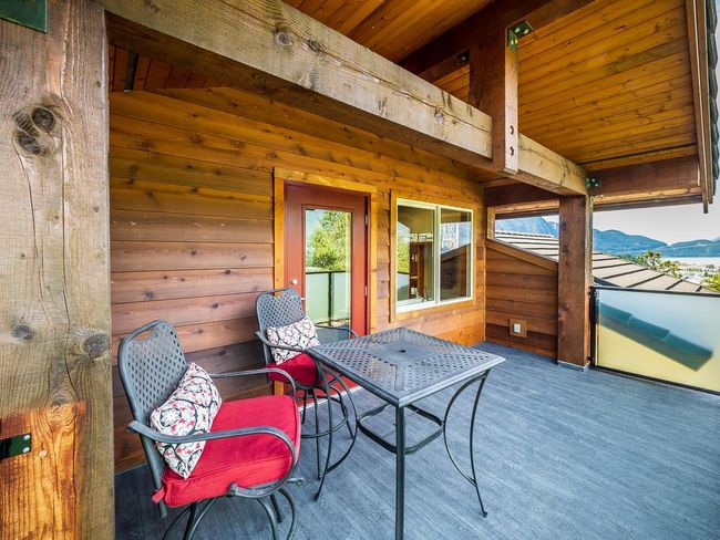 1011 Panorama Place, House other with 4 bedrooms, 3 bathrooms and 5 parking in Squamish BC | Image 29