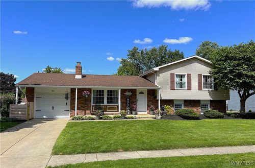 386 Woodward Cres, West Seneca, NY, 14224-3645 | Card Image