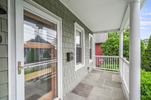 410 Hunter St, Mamaroneck, NY, 10543-3021 | Card Image