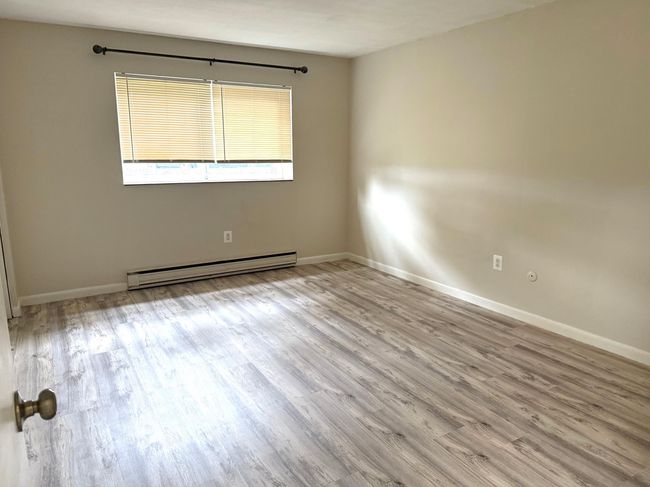 APT-10R - 128 Loudon Rd, Condo with 2 bedrooms, 1 bathrooms and null parking in Concord NH | Image 10
