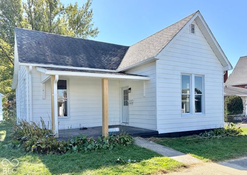 515 Jackson St, Hope, IN, 47246-1024 | Card Image