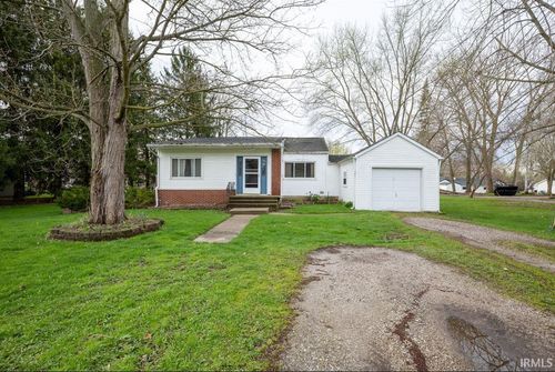 607 W North St, Fremont, IN, 46737-2047 | Card Image