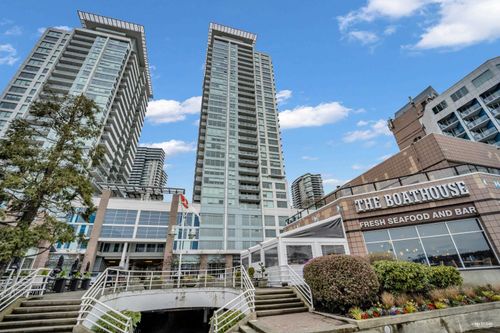 811-908 Quayside Dr, New Westminster, BC, V3M0L4 | Card Image