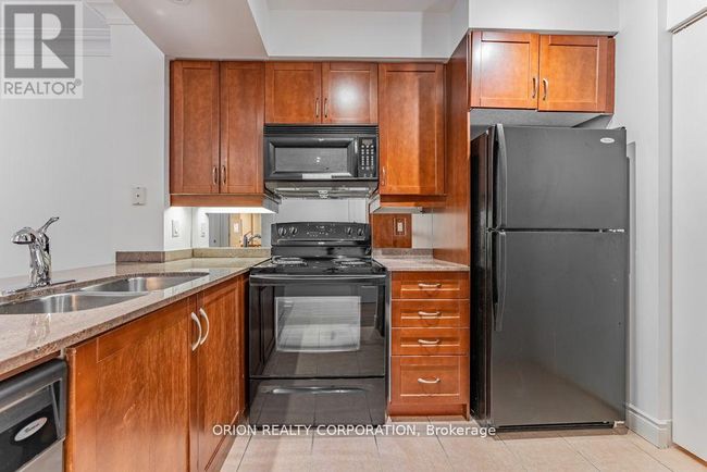 310 - 38 William Carson Crescent, Condo with 2 bedrooms, 1 bathrooms and 1 parking in Toronto (St. Andrew-Windfields) ON | Image 11